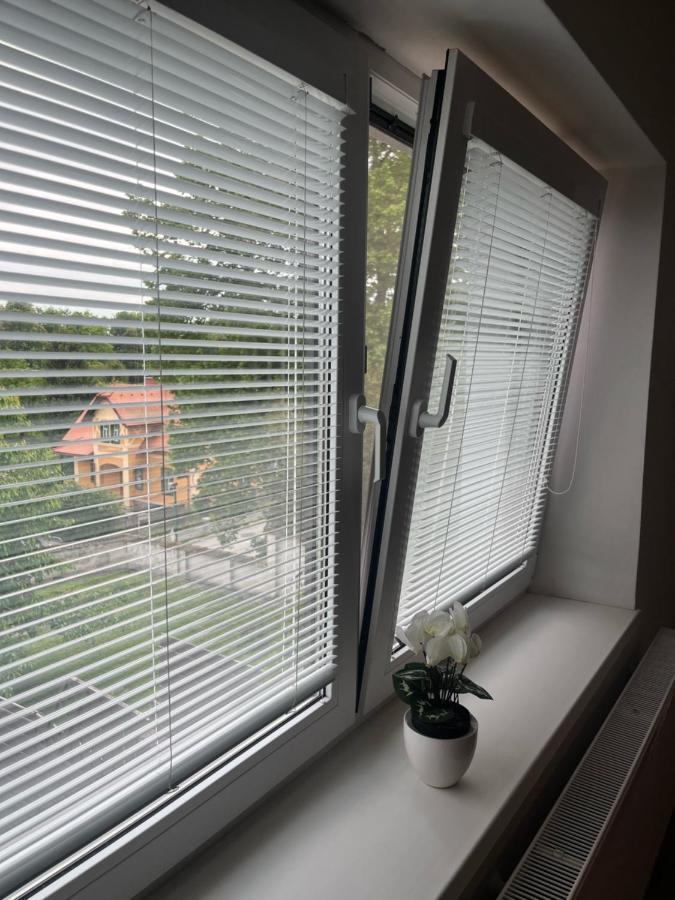 Apartman V Rodinnem Dome Jaroměř エクステリア 写真