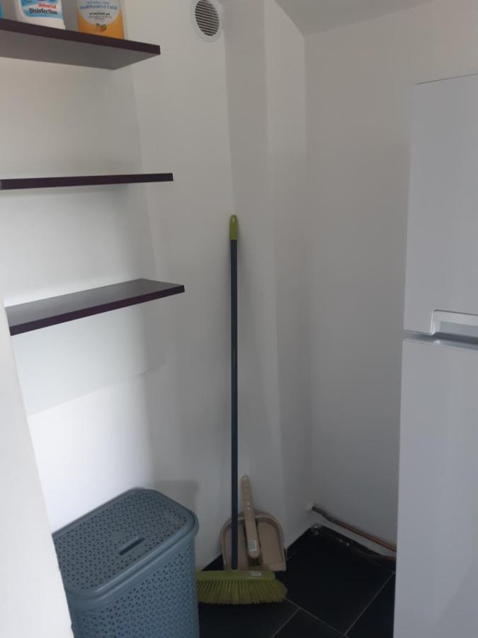 Apartman V Rodinnem Dome Jaroměř エクステリア 写真